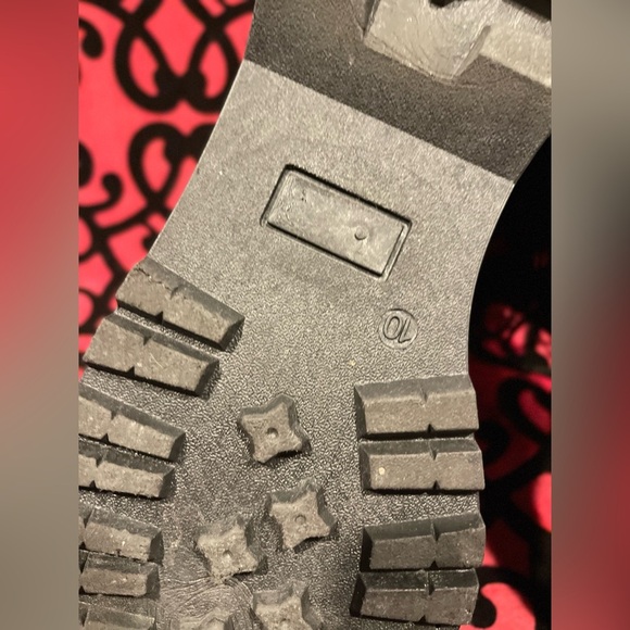 Women’s Patent Leather Combat Boots - Picture 10 of 11